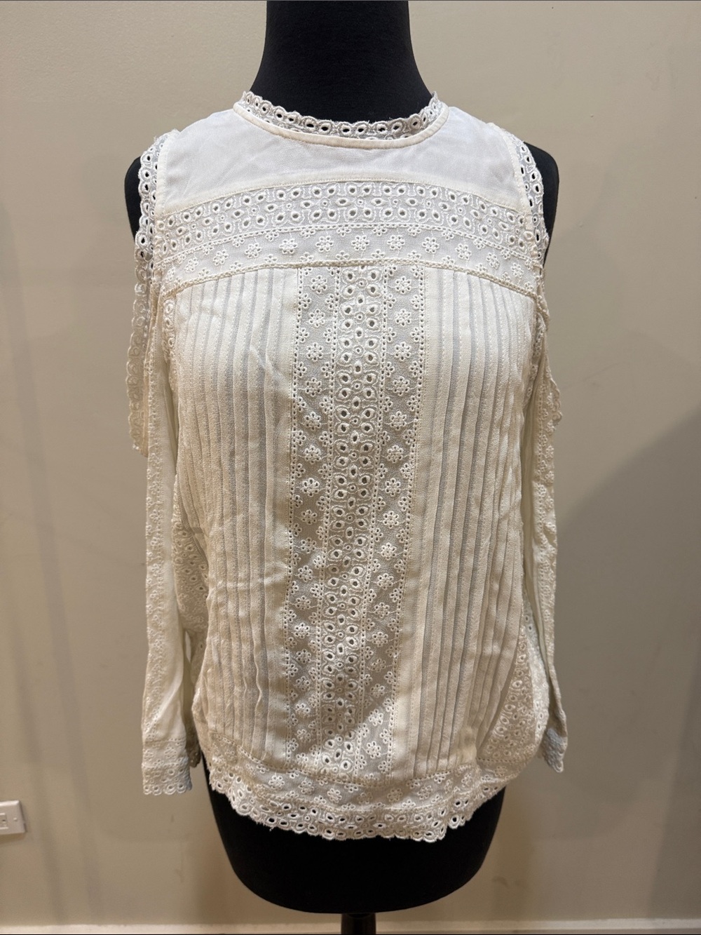 Alice + Olivia Ophelia Eyelet Lace Cold Shoulder Blouse